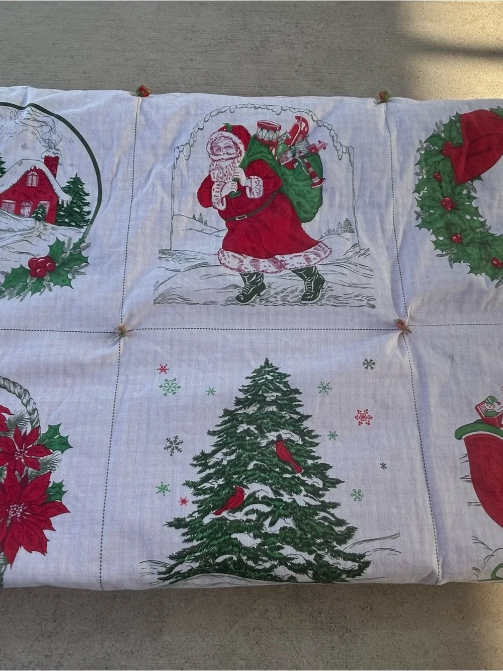Vintage Christmas Quilt Blanket 41x47